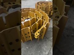 굴삭기 하부 구조 부분